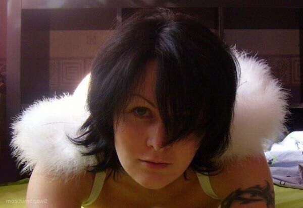 Elegant mature brunette Maria from Kiyev in Ukraine