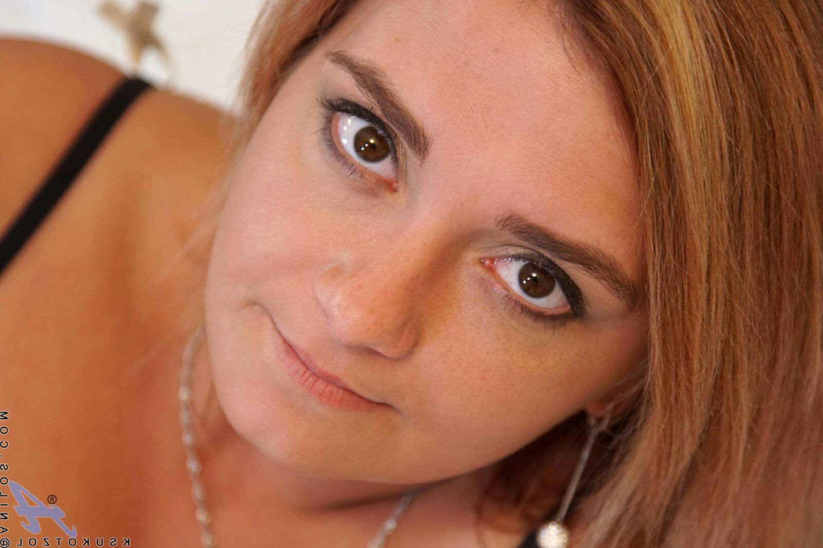 Nothing But MILFs . Ksukotzol. Nice tits.