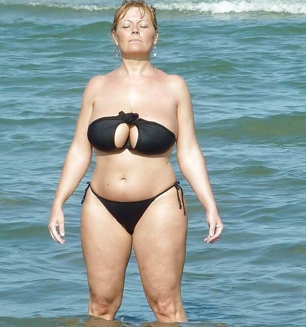 les mamans (principalement des bikini de plage)