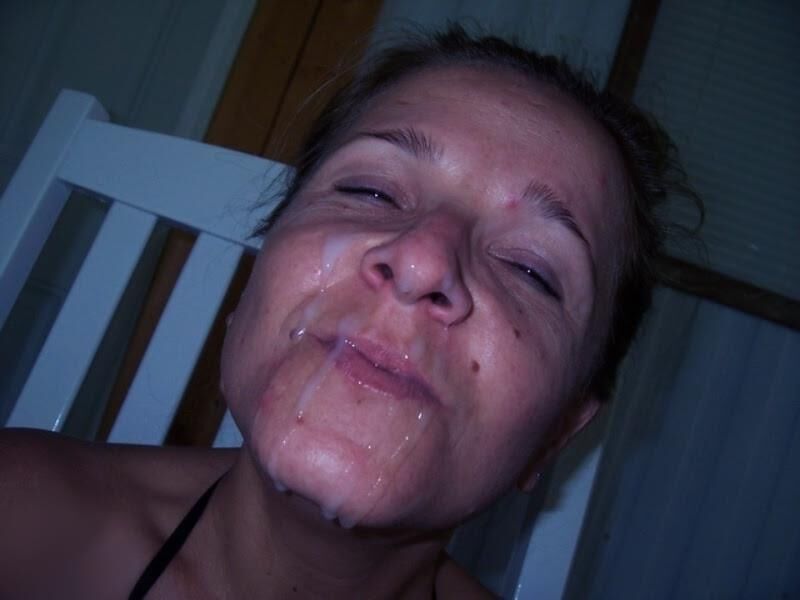  Milfs and mothers 