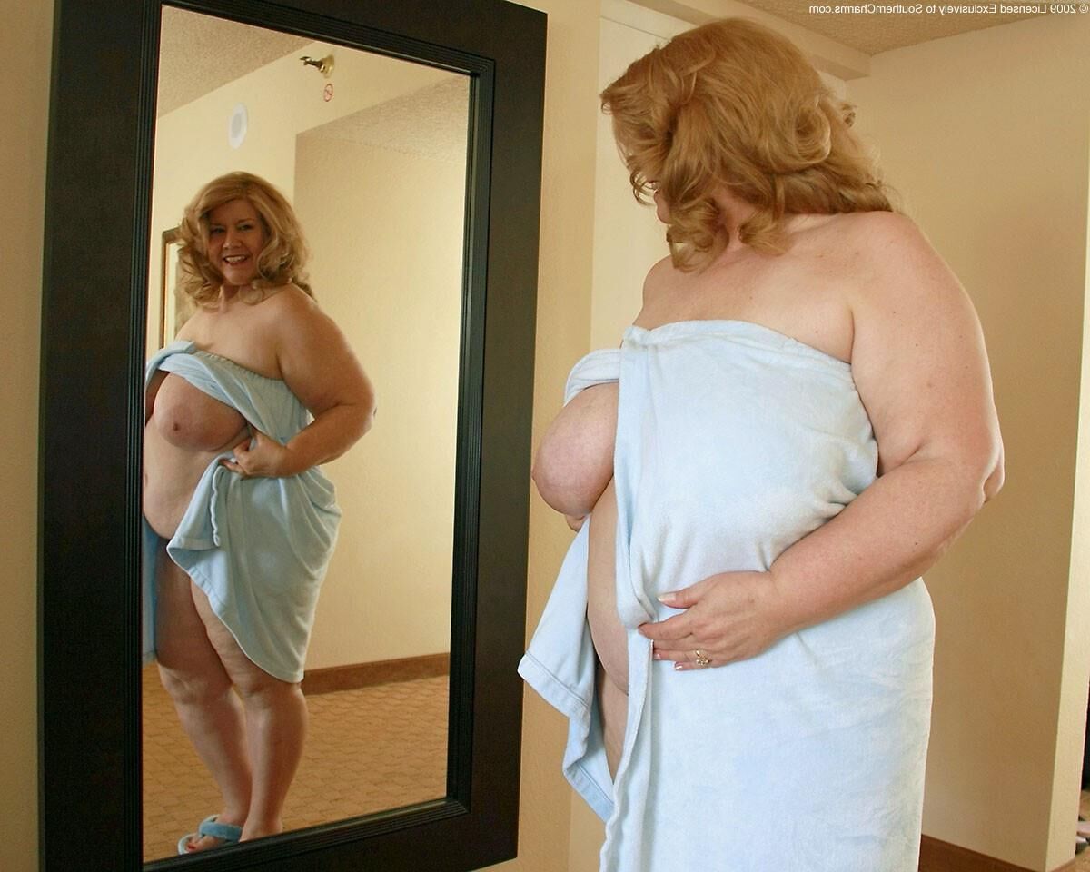 CurvySharon