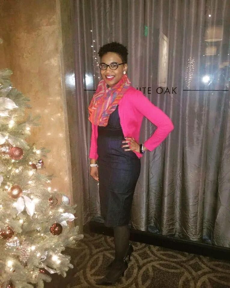 Black Women wearing Black Stockings, Tights, Pantyhose 