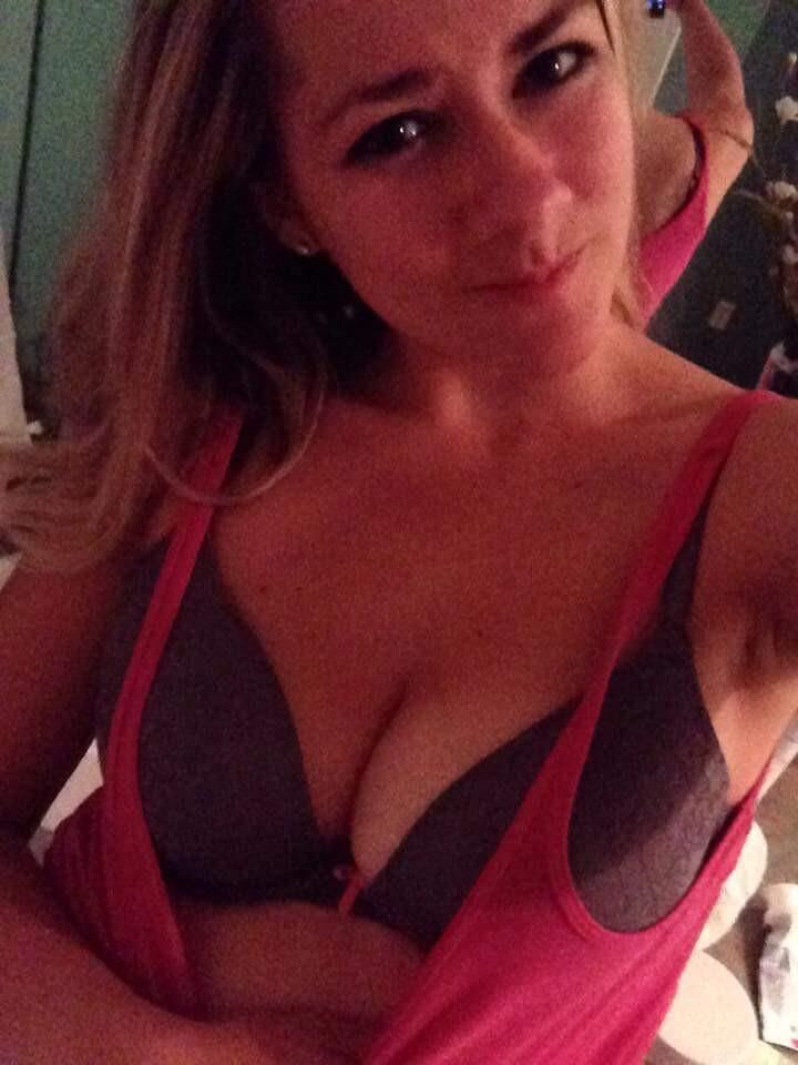 HOT MILF