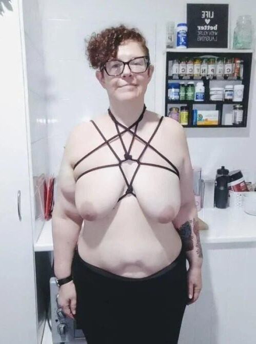 Kiwi Slut Liz
