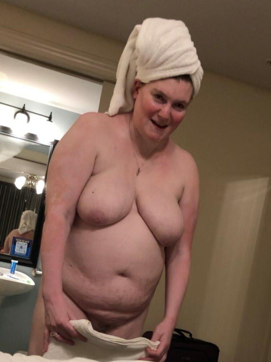 Chubby Amateur Milf Janna