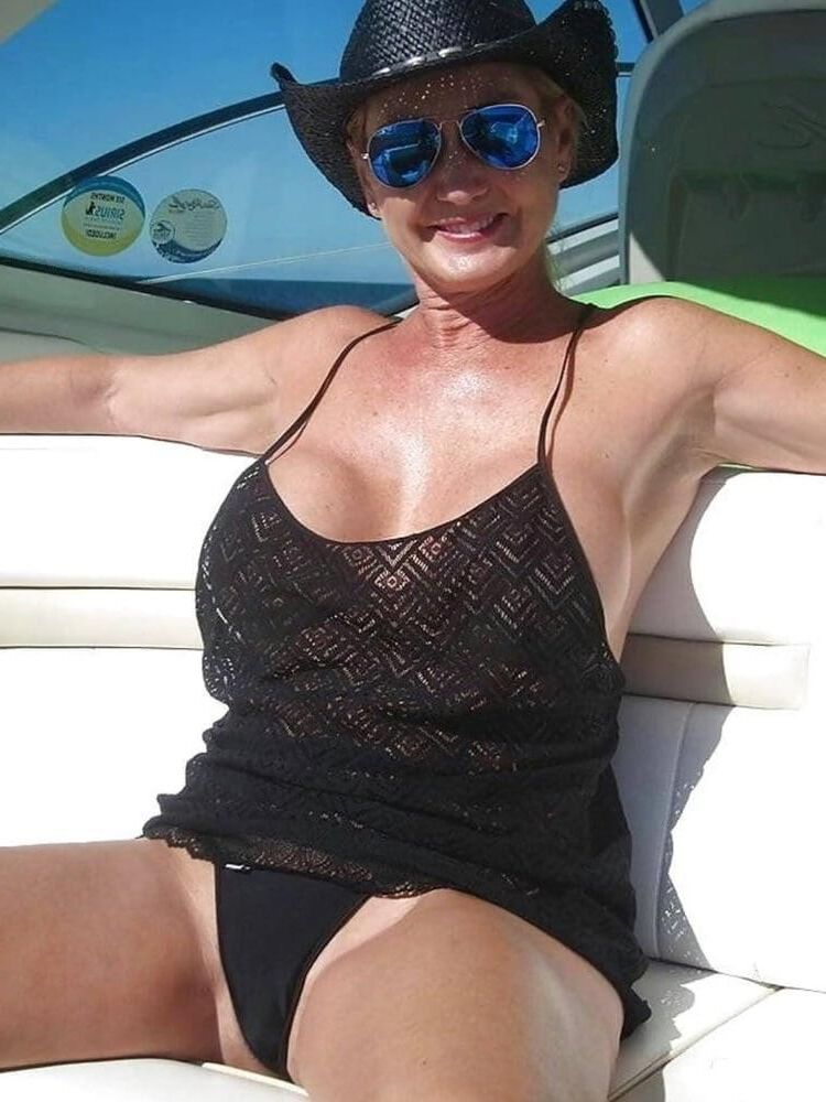 	 Milfs and mothers 
