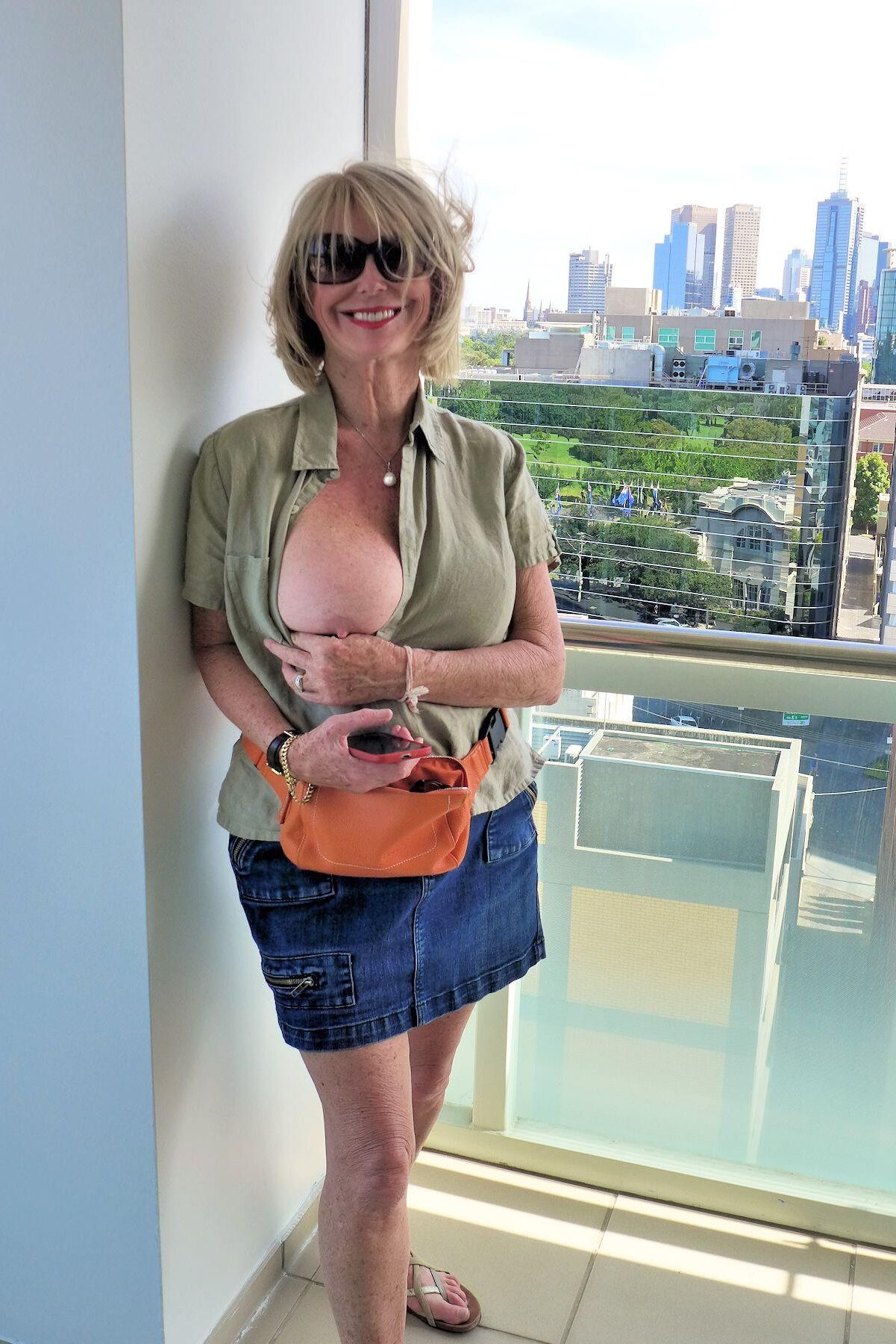 ❤️Come HOME to ENJOY lovely LADY DI@NE😍👩💋!
