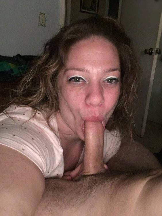  Milfs and mothers 
