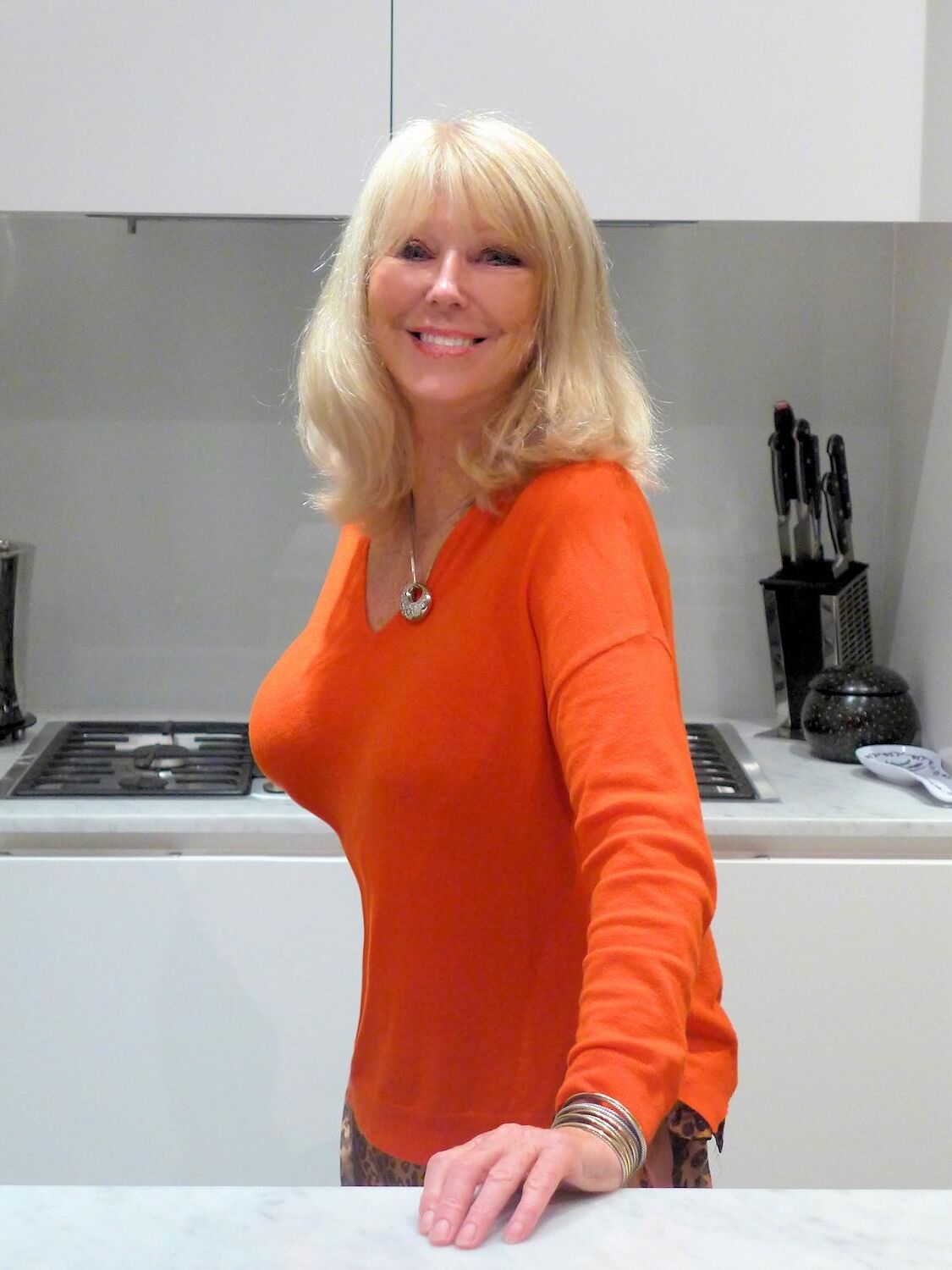 ❤️Come HOME to ENJOY lovely LADY DI@NE😍👩💋!