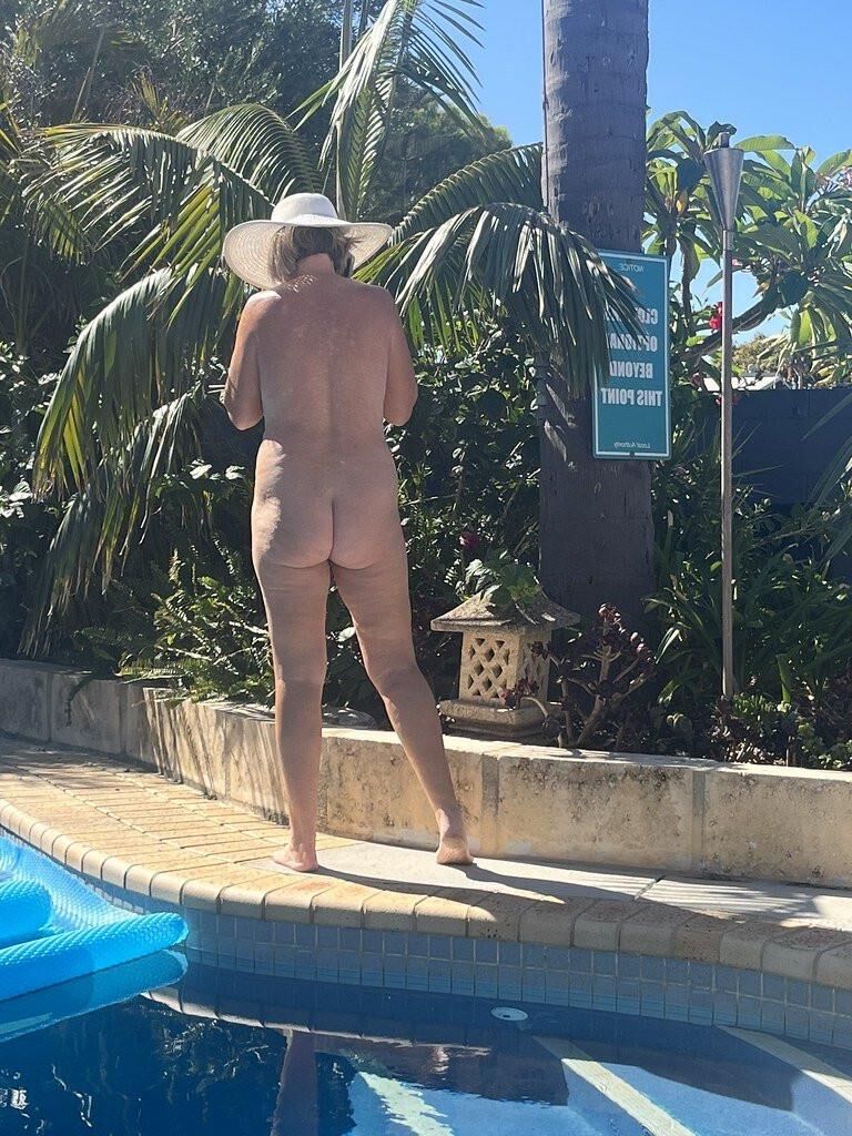 Sexy Amateur Gilf Jo