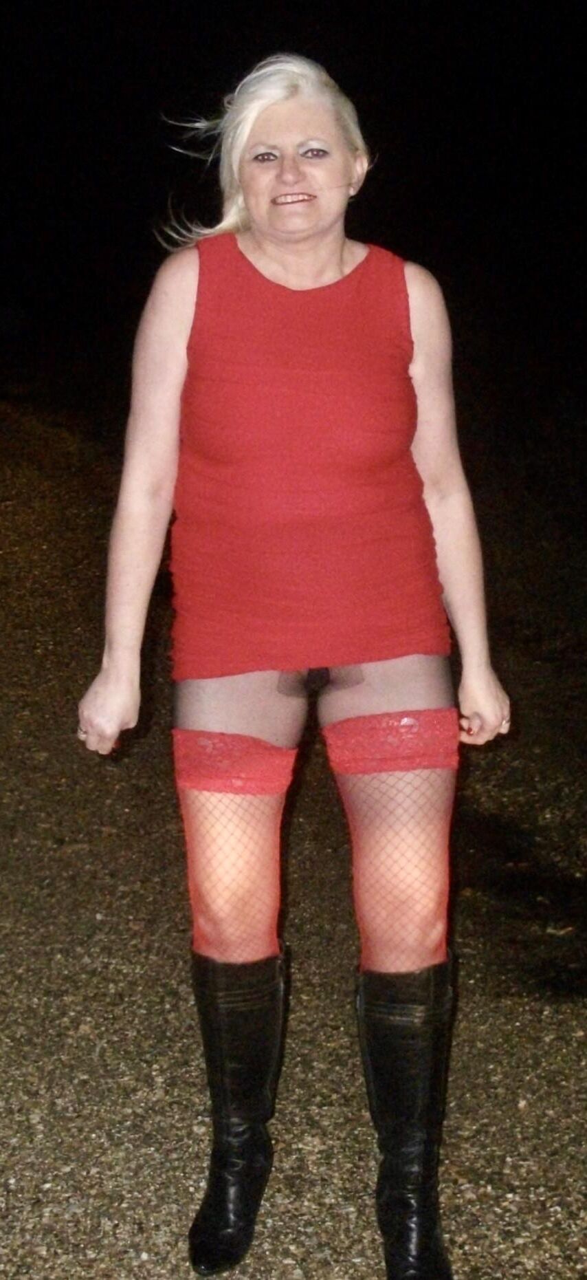 NAUGHTY Sexy Mature Wife