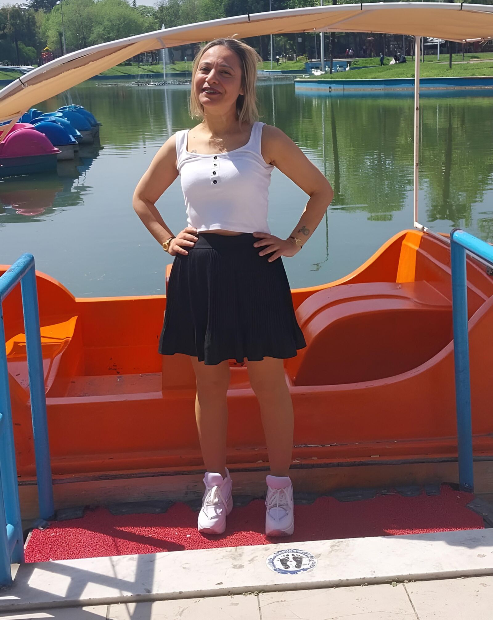TURKISH MATURE LADY PICTURES 