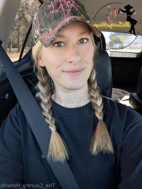 Country Hotwife