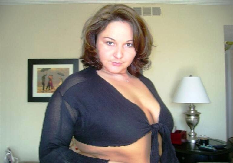 Milfs and mothers 