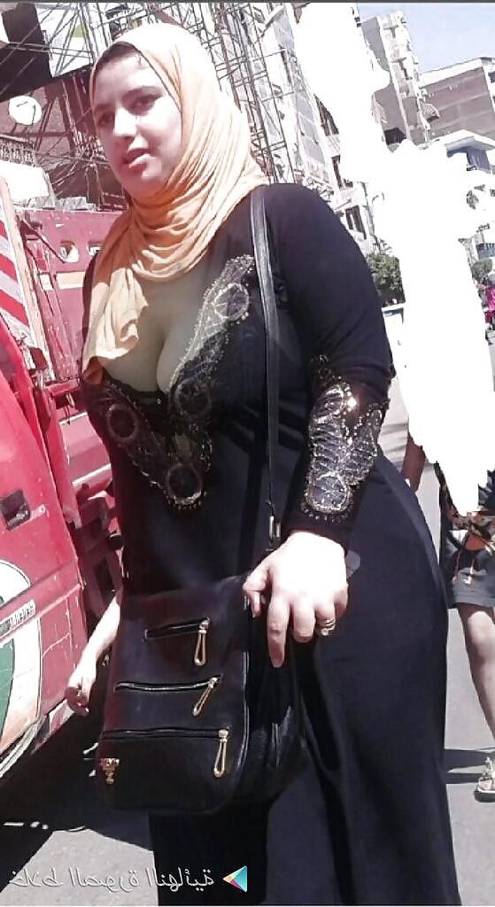 Bougnoules en hijab transparent a violer (French Arab MILF Porn)