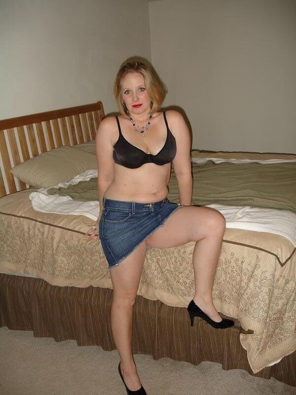 Milfs and mothers 