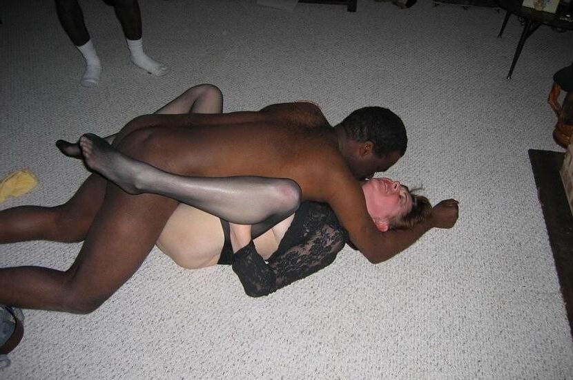 Amateur Milf liebt BBC