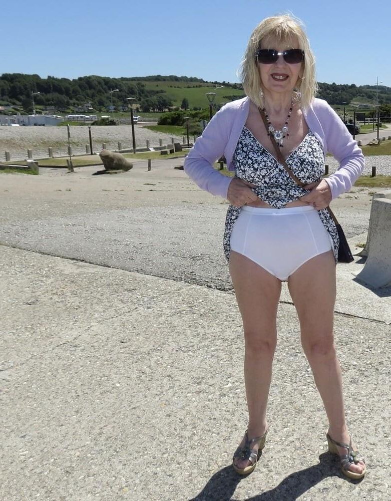 Granny Pants 