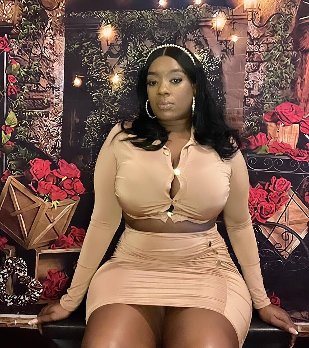 Grown Ebony Mature