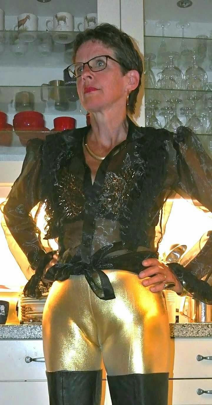 	Sexy Matures & Grannys