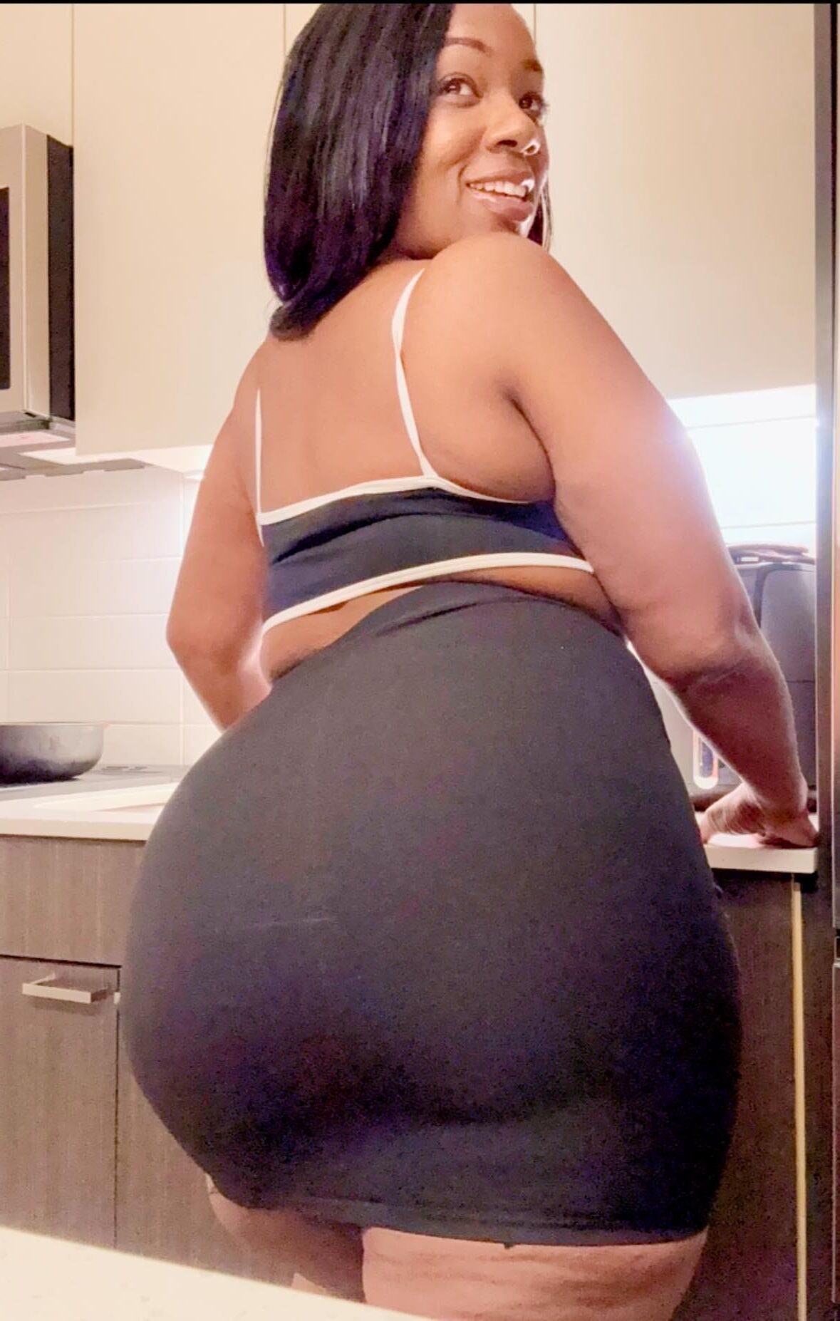 Grown Ebony Mature