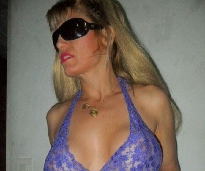 Milfs and mothers 