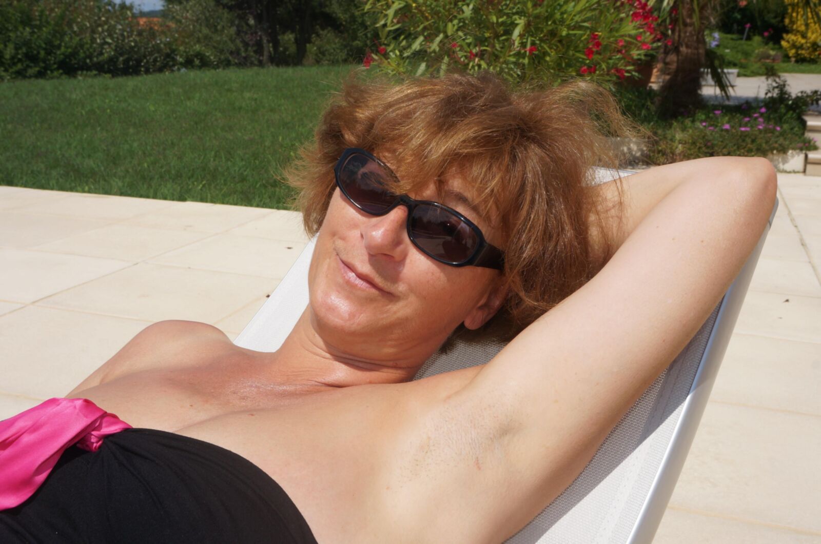 A french Lady at home show off