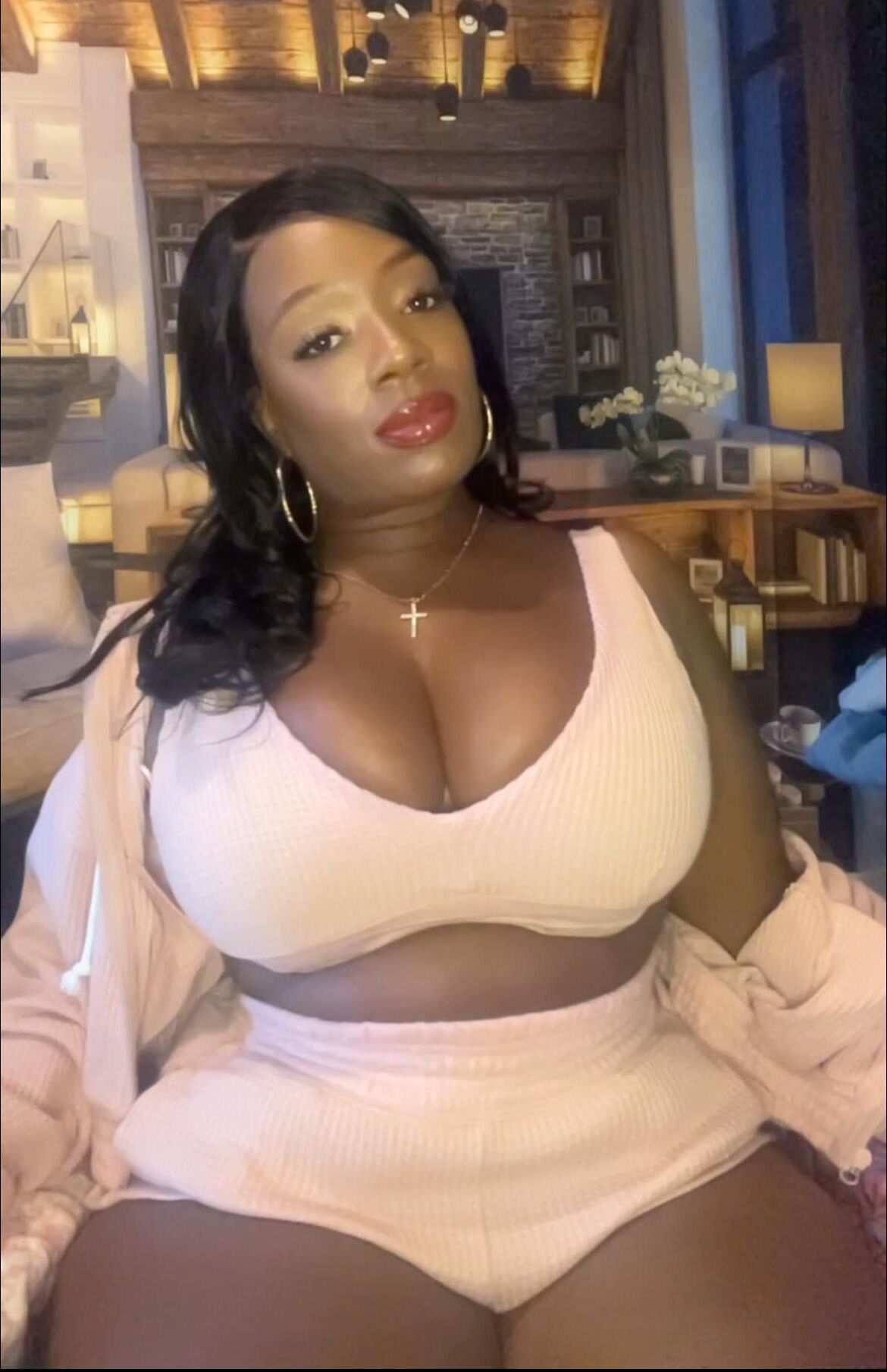 Grown Ebony Mature