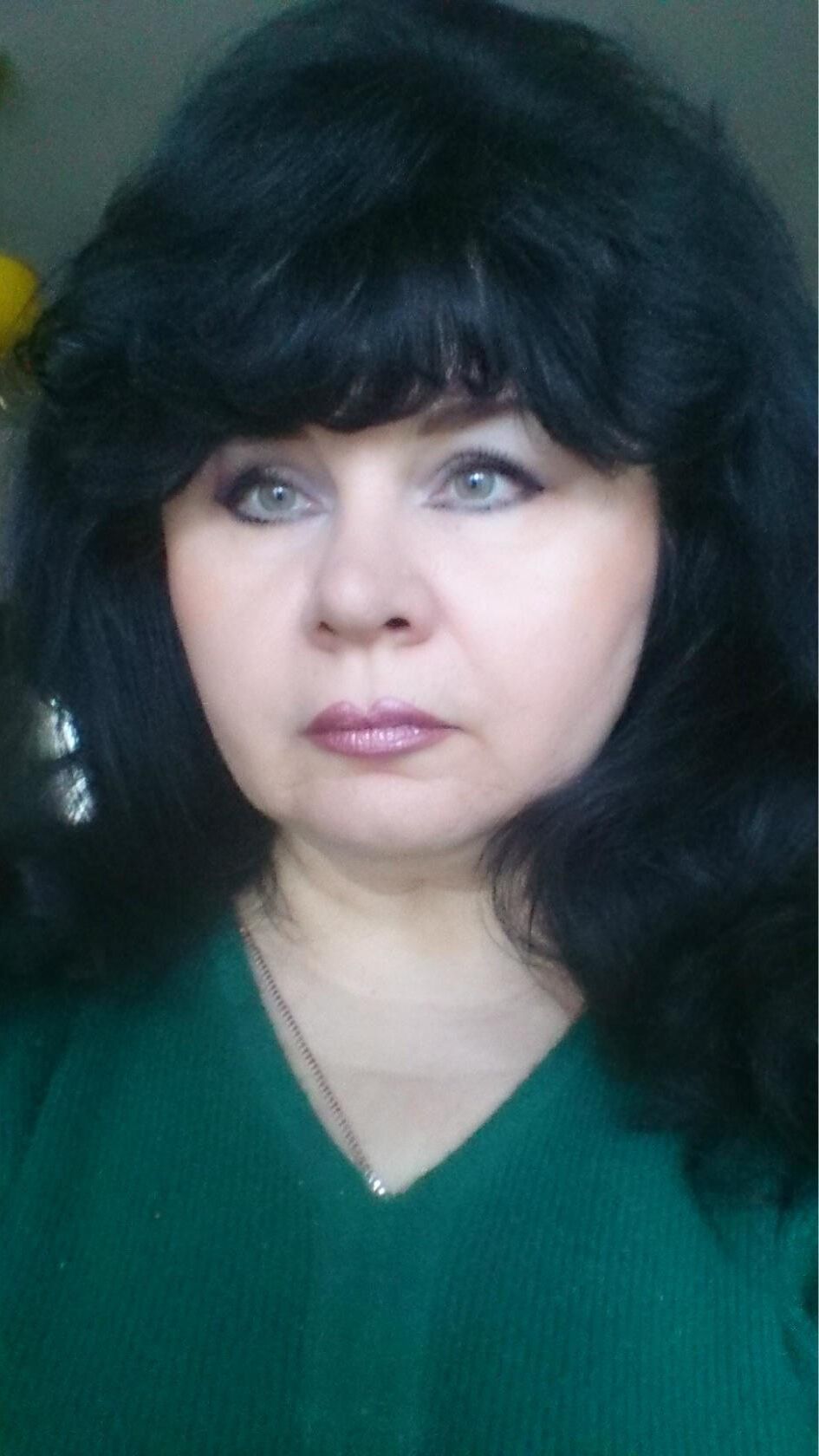 Very attractive mature brunette Irina from Minsk in Belaruss