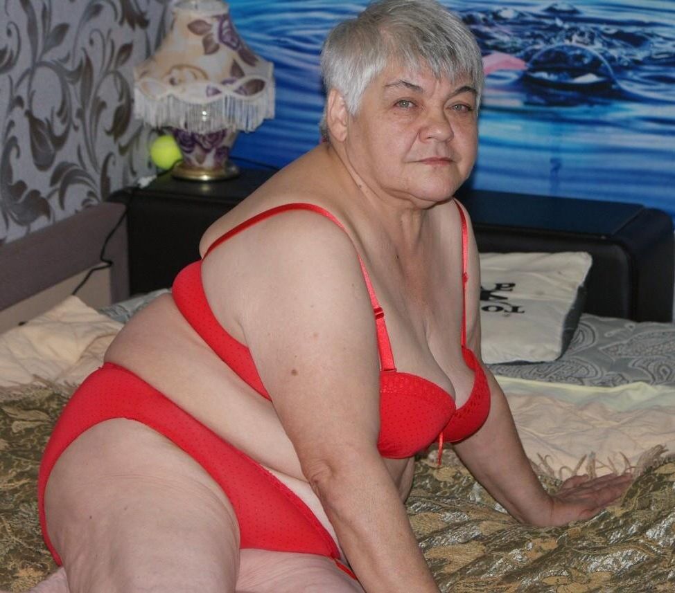 Grannies and mature ladies 
