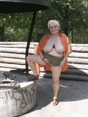 Grannies and mature ladies 