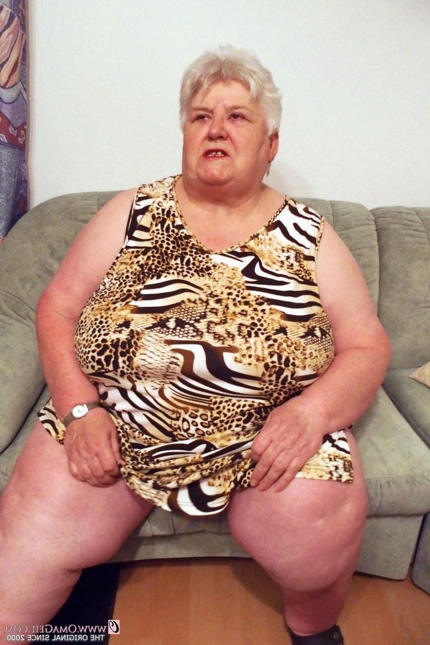 Grannies and mature ladies 