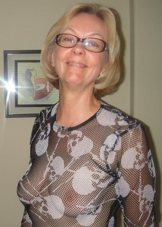 Granny Milf see throut 