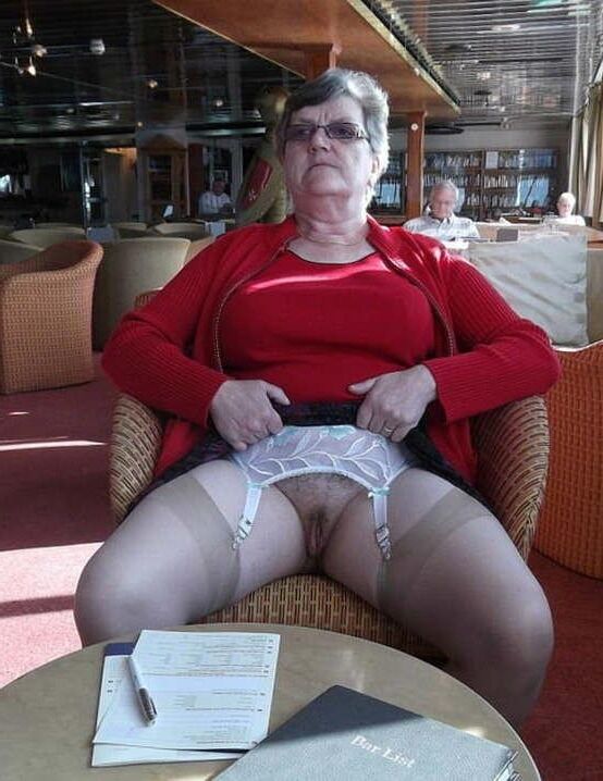 Grannies and mature ladies 