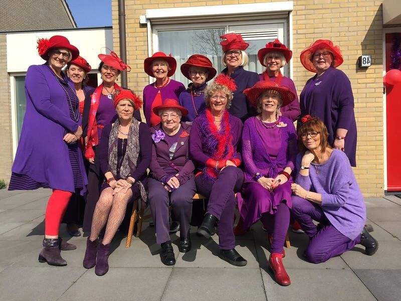 Red Hat Ladies Again Hot To Trot?