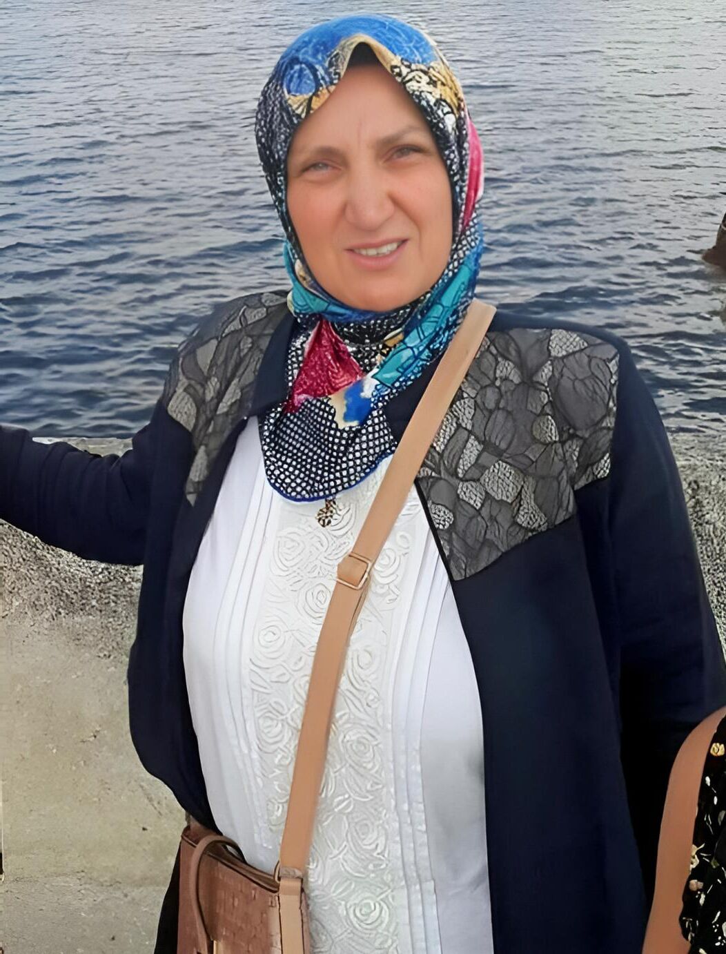 VINTAGE TURKISH HIJAB SEXSI PHOTO 
