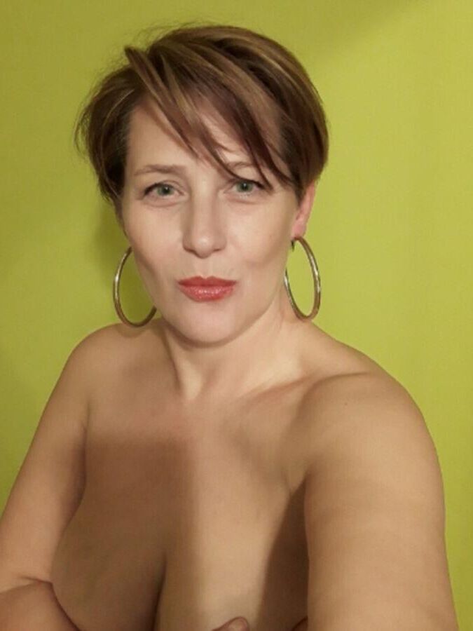 Elegant Polish mature Jola
