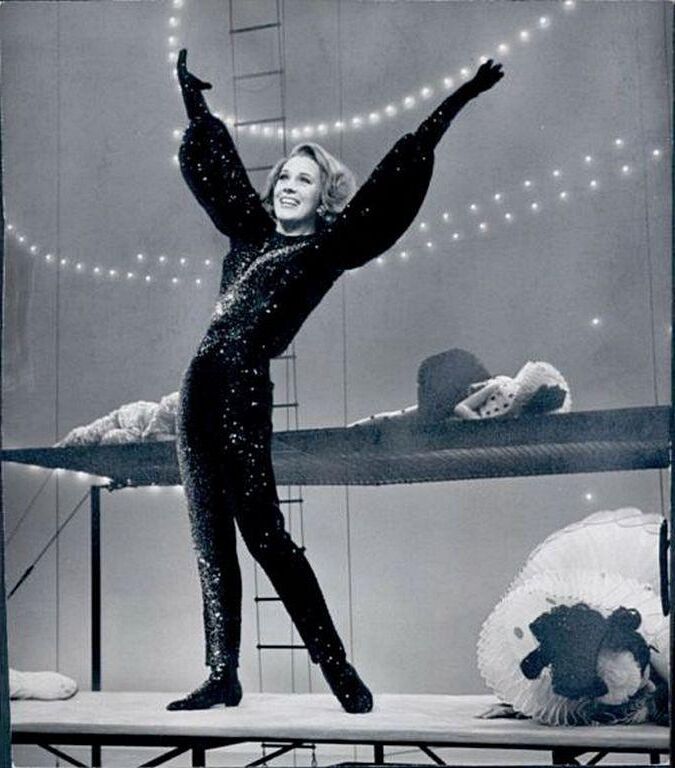 JULIE ANDREWS