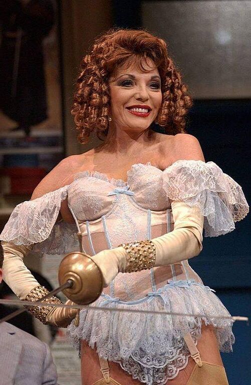 JOAN COLLINS