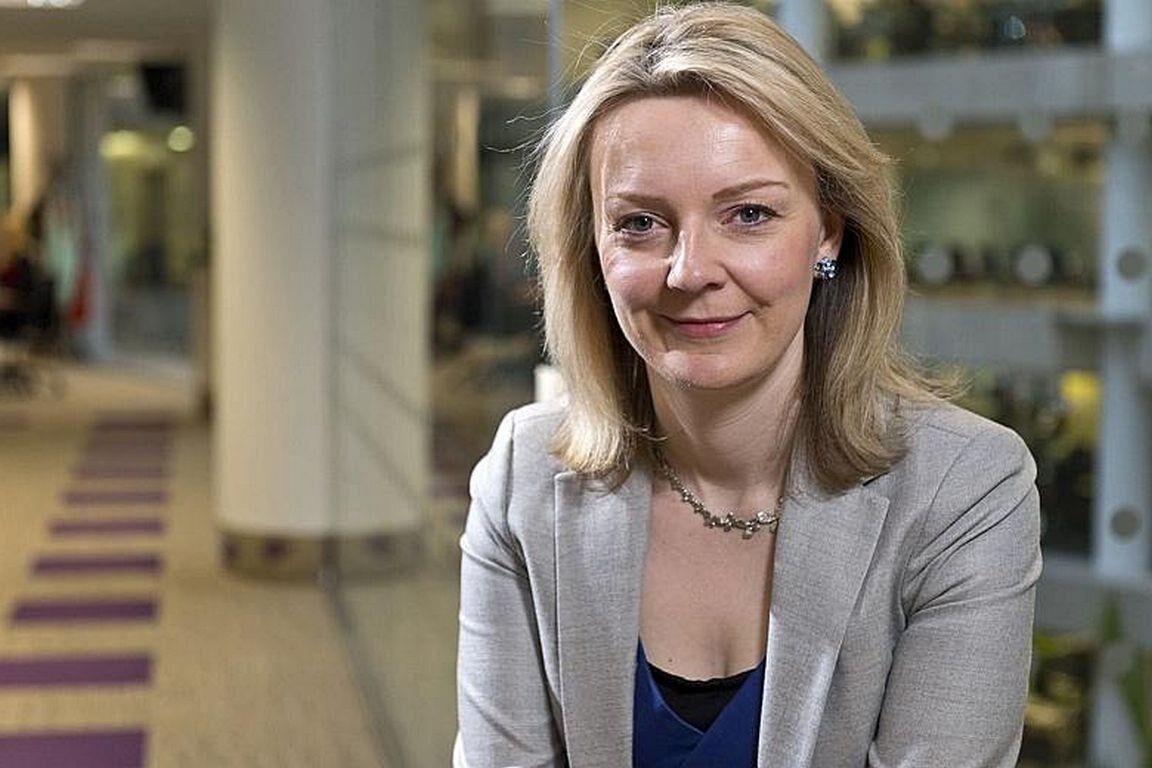 LIZ TRUSS