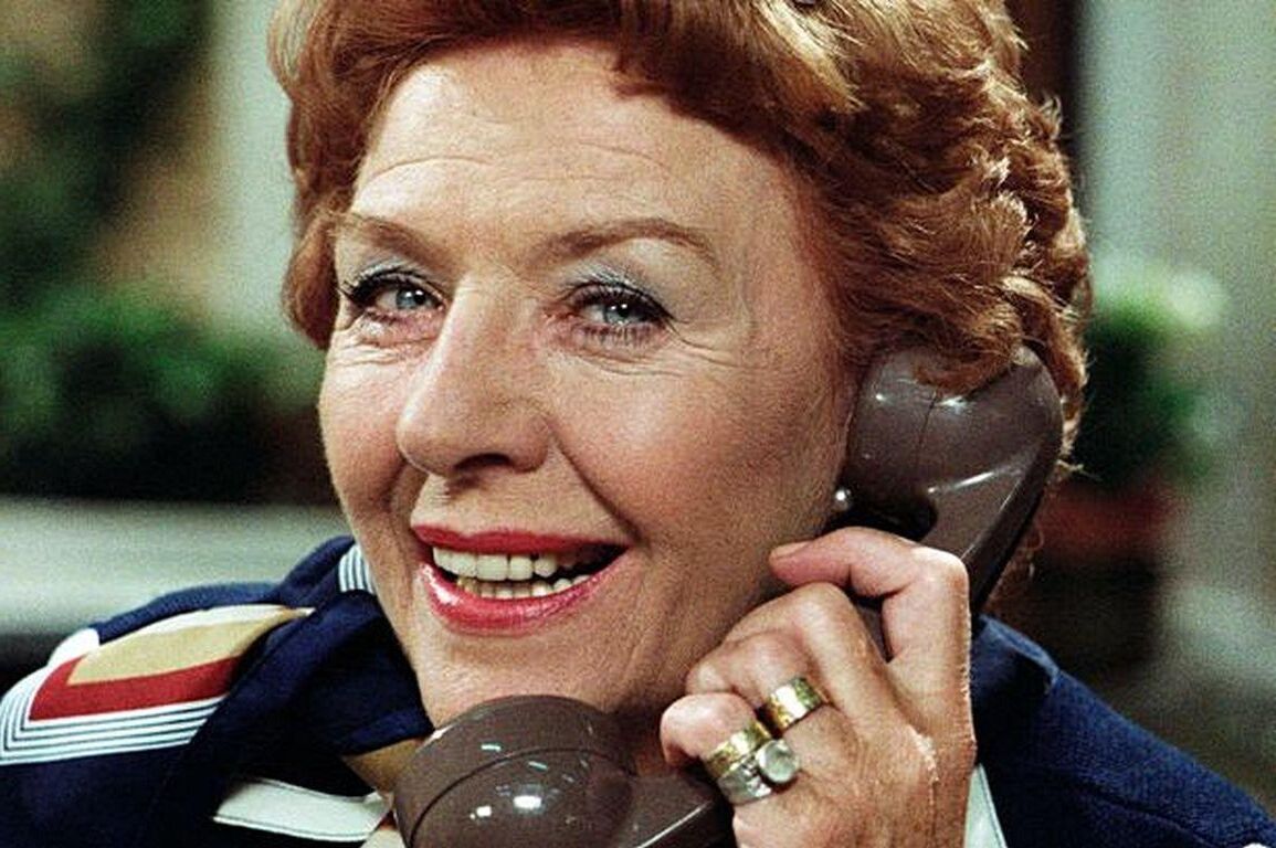 NOELE GORDON