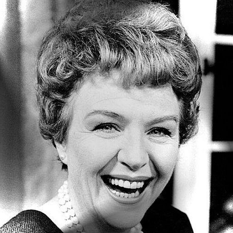NOELE GORDON