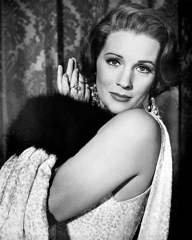 JULIE ANDREWS