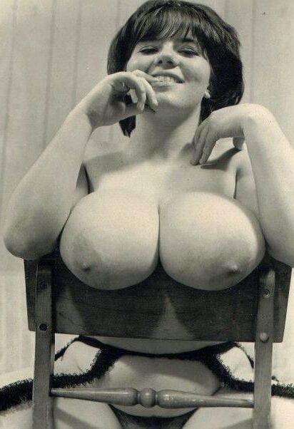 SAGGIES AND HANGERS 