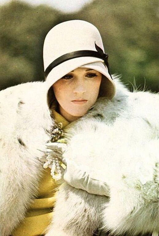 JULIE ANDREWS