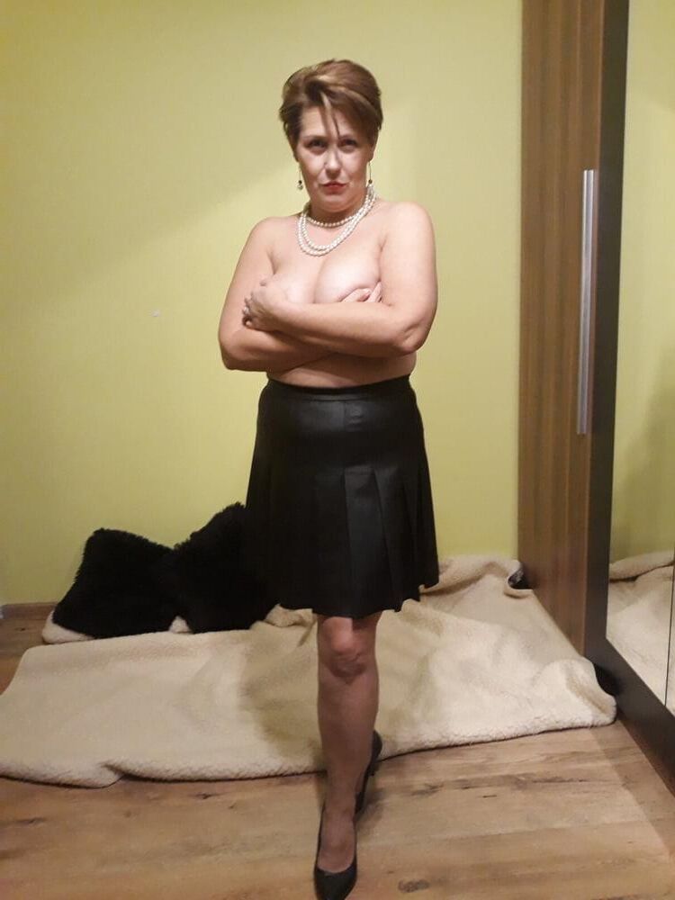 Elegant Polish mature Jola