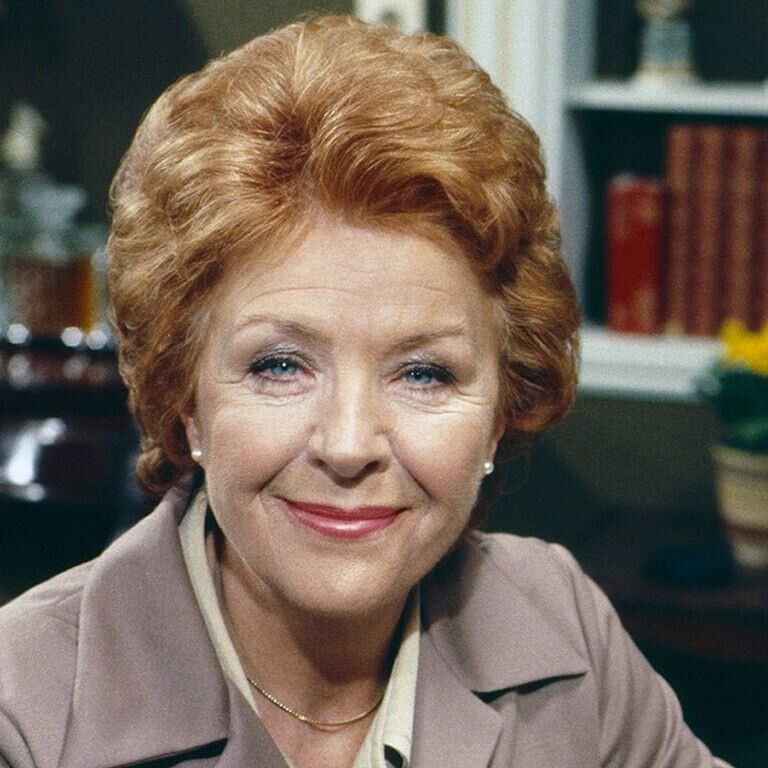 NOELE GORDON