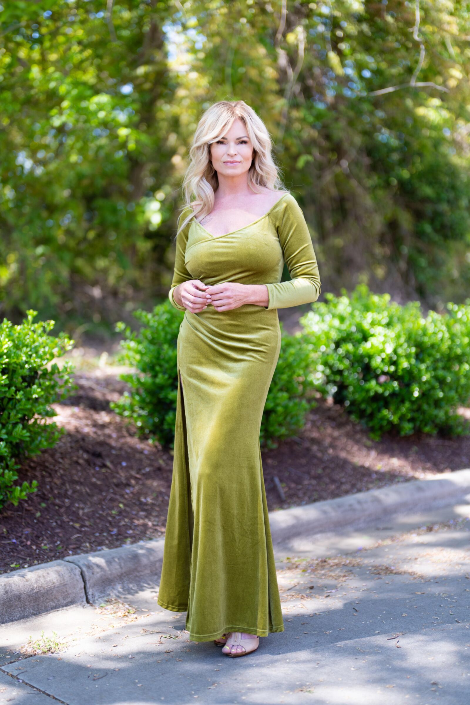 Glenna Lee Hudson (Adriamonroe)