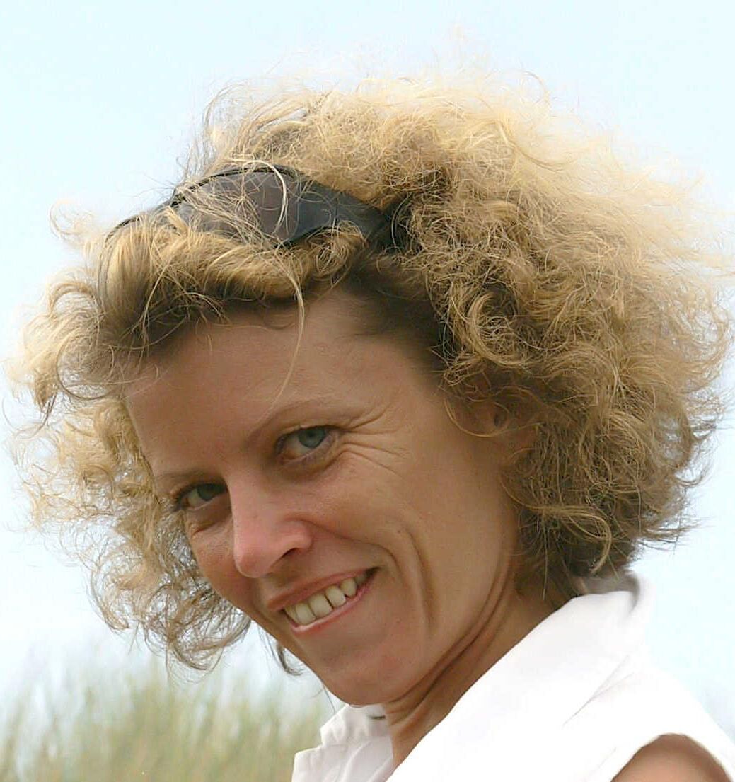 Meine Frau macht gerne die Beine breit (auch fuer andere)