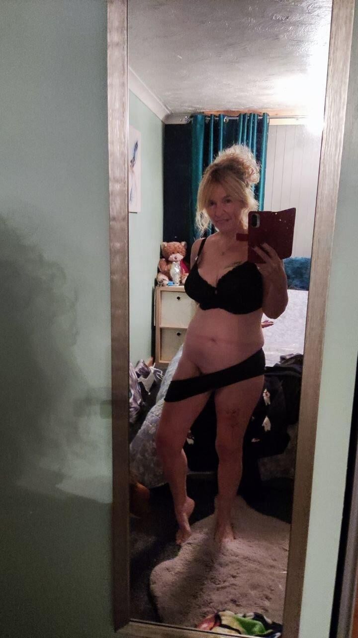 Gilf Hotwife Jill do Reino Unido